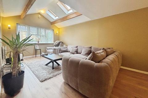 3 bedroom semi-detached house for sale, Hayes Drive, Birmingham