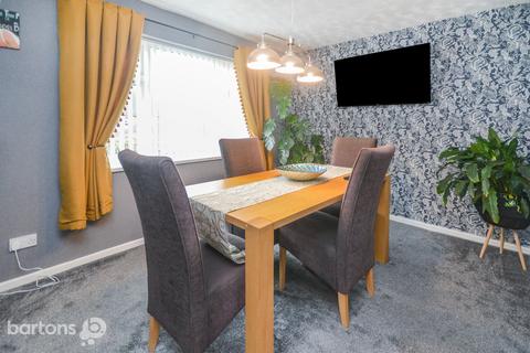 3 bedroom semi-detached house for sale, Dewhill Avenue, Whiston