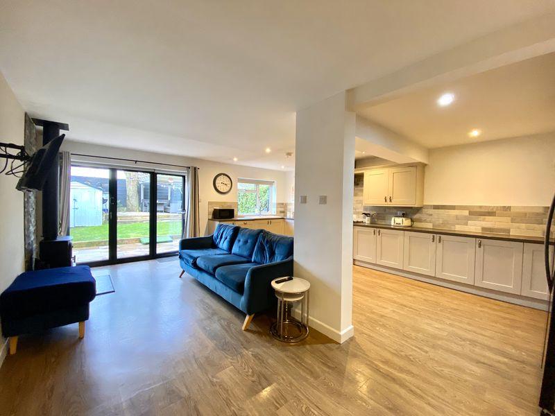 Kitchen/Diner/Living Area