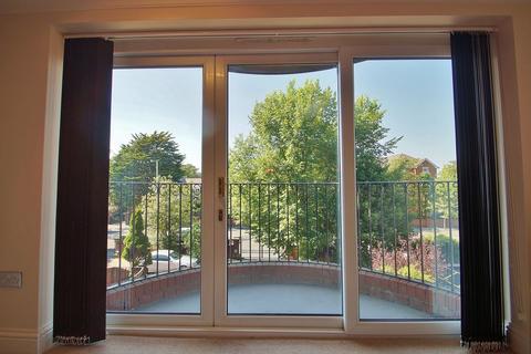 3 bedroom property to rent, Golf Open 2026 - Cambridge Road, Churchtown - Sleeps 6 - First Floor Apt