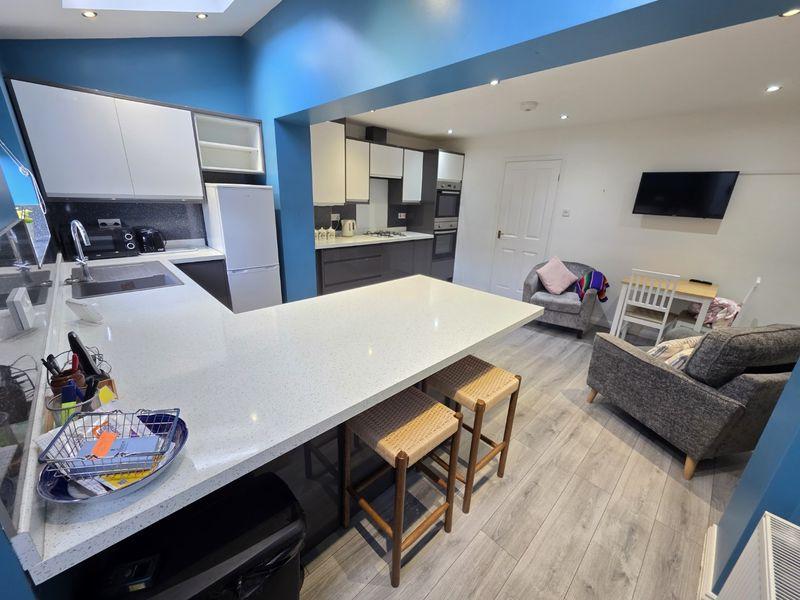 Kitchen/Breakfast/Family Room