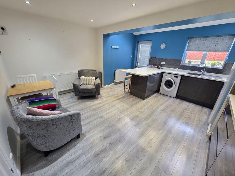 Kitchen/Breakfast/Family Room