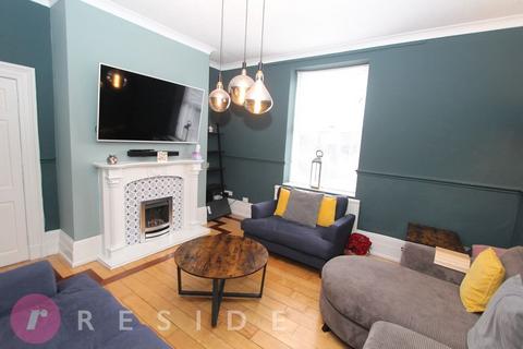 4 bedroom semi-detached house for sale, Silk Street, Manchester M24
