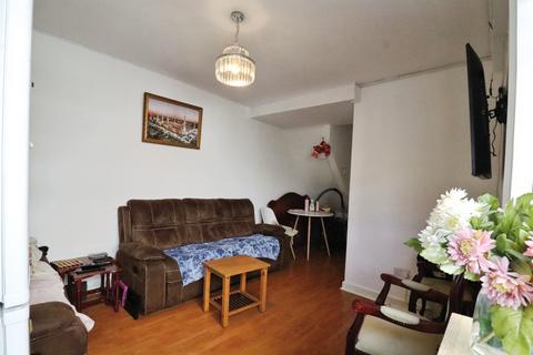 2 bedroom flat for sale, Marion Street, Cardiff
