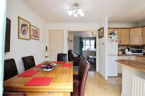 3 bedroom semi-detached house for sale, Handley Road, Cardiff