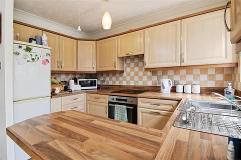 3 bedroom semi-detached house for sale, Handley Road, Cardiff