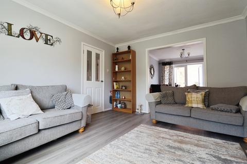 undefined, Bryncyn, CARDIFF