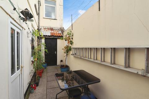 3 bedroom end of terrace house for sale, Habershon Street, Cardiff