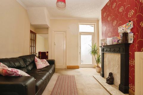 3 bedroom end of terrace house for sale, Gwennyth Street, Cardiff