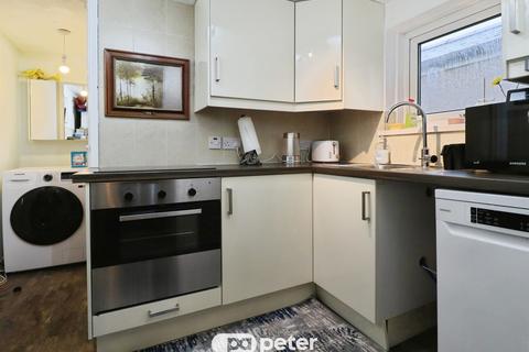2 bedroom flat for sale, Cecil Street, Cardiff