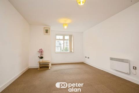 2 bedroom flat for sale, Newport Road, CARDIFF