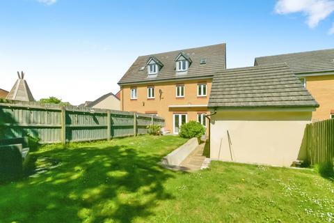 undefined, White Farm, Barry