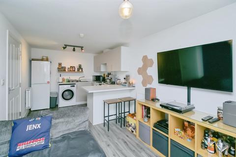 1 bedroom apartment for sale, Cei Tir Y Castell, BARRY