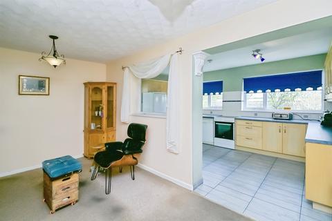 undefined, Ceri Avenue, Rhoose, Barry