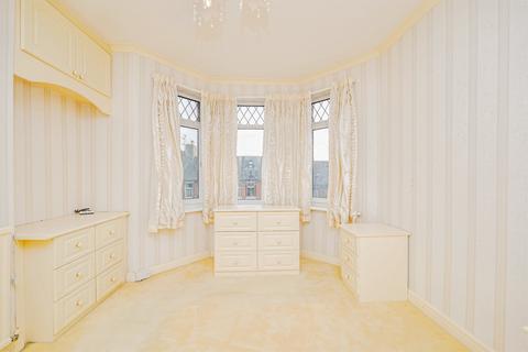 3 bedroom terraced house for sale, Woodlands Road, Barry