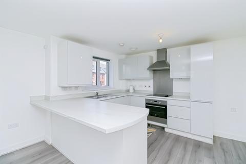 2 bedroom ground floor flat for sale, Heol Finch, Barry