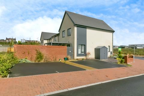 3 bedroom end of terrace house for sale, Cory Way, Barry