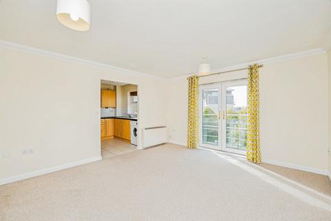 2 bedroom flat for sale, Heol Cilffrydd, Barry