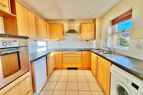 2 bedroom flat for sale, Heol Cilffrydd, Barry