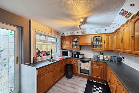 3 bedroom semi-detached house for sale, Winchester Close, Barry