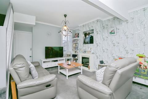 3 bedroom terraced house for sale, Ivor Street, Barry