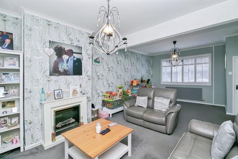 3 bedroom terraced house for sale, Ivor Street, Barry