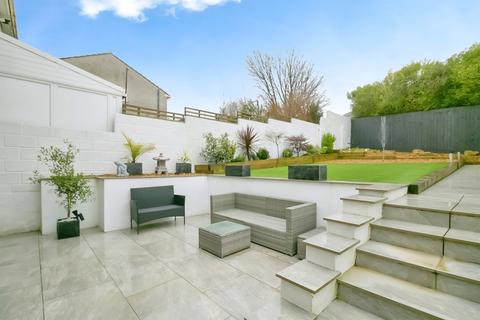 3 bedroom semi-detached house for sale, Orchard Drive, BARRY