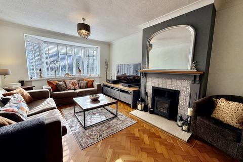 4 bedroom detached house for sale, Blind Lane, Bourne End SL8