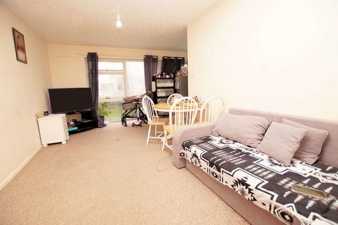 2 bedroom apartment for sale, Willam George Court, High Street, Lee-On-The-Solent, PO13