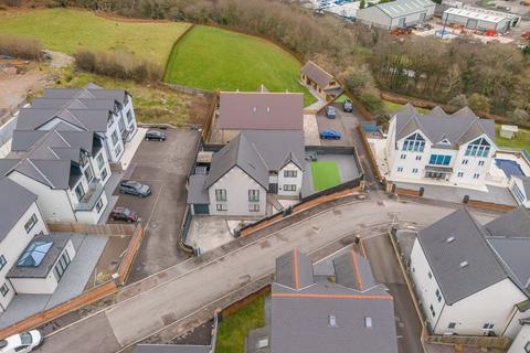 4 bedroom detached house for sale, Abergarw Meadow , Bridgend  CF32