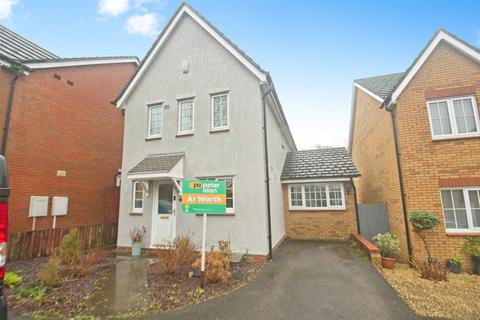 3 bedroom detached house for sale, Trem-Y-Dyffryn, Bridgend