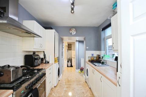 3 bedroom terraced house for sale, Glanddu Road, Fleur De Lis, Blackwood