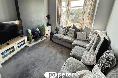 3 bedroom terraced house for sale, Glanddu Road, Fleur De Lis, Blackwood