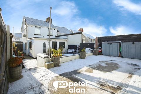 3 bedroom semi-detached house for sale, Central Avenue, Cefn Fforest, BLACKWOOD