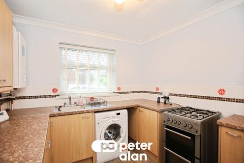 2 bedroom semi-detached bungalow for sale, Manorbier Close, Grove Park, BLACKWOOD
