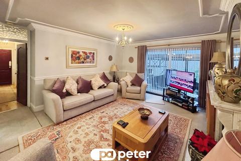 undefined, Glenview Terrace, Ynysddu, Newport