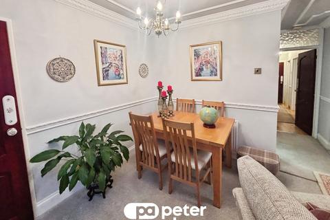 undefined, Glenview Terrace, Ynysddu, Newport