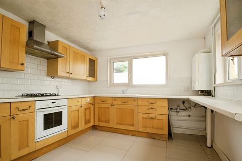 6 bedroom terraced house for sale, Ferry Road, Cardiff
