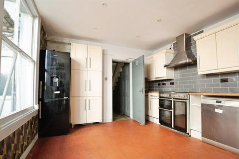 6 bedroom terraced house for sale, Taff Embankment, Cardiff