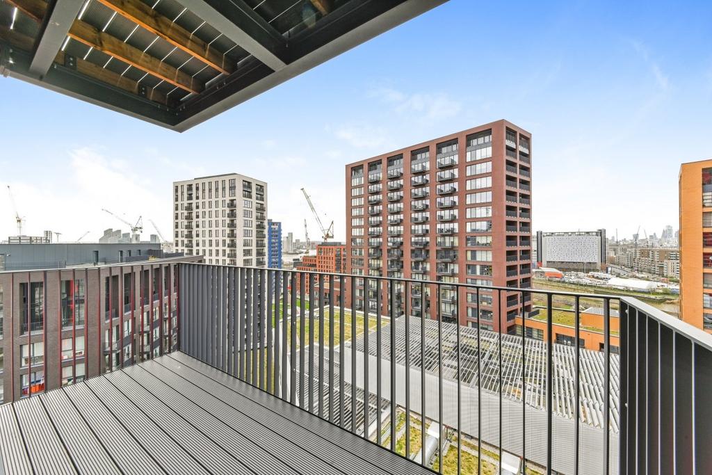Balcony - Defoe Hous