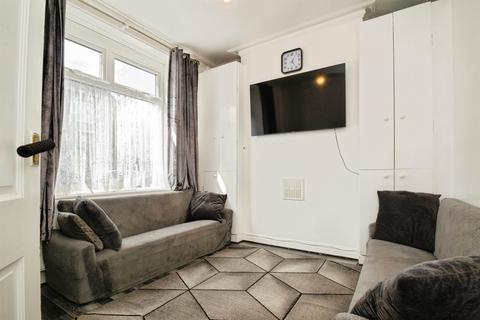 3 bedroom terraced house for sale, Albert Street, Cardiff