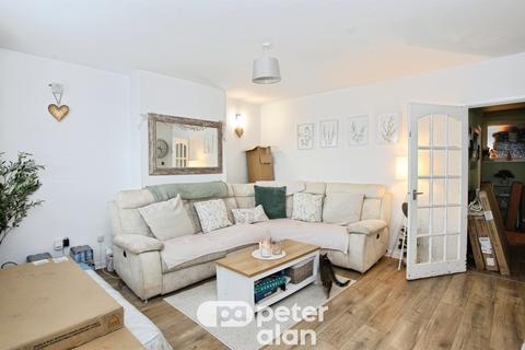 3 bedroom terraced house for sale, Graigddu View, Garndiffaith, Pontypool