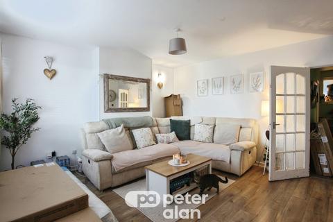3 bedroom terraced house for sale, Graigddu View, Garndiffaith, Pontypool