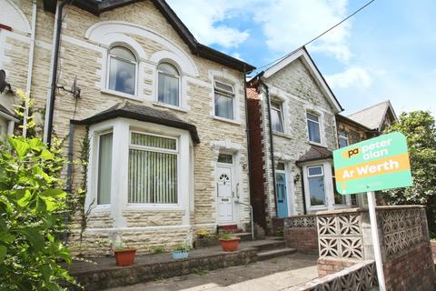 undefined, Groveside Villas, Pontnewynydd, Pontypool