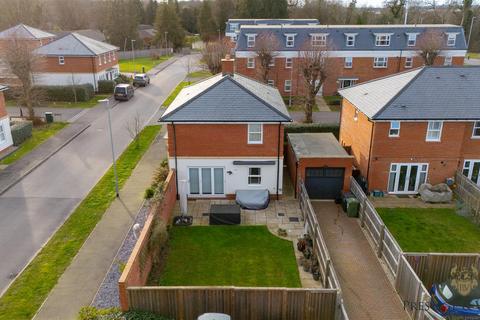 4 bedroom detached house for sale, Heath Way, Shenley, Radlett