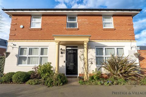 4 bedroom detached house for sale, Heath Way, Shenley, Radlett