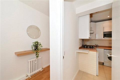 1 bedroom apartment to rent, Portsea Hall, Portsea Place