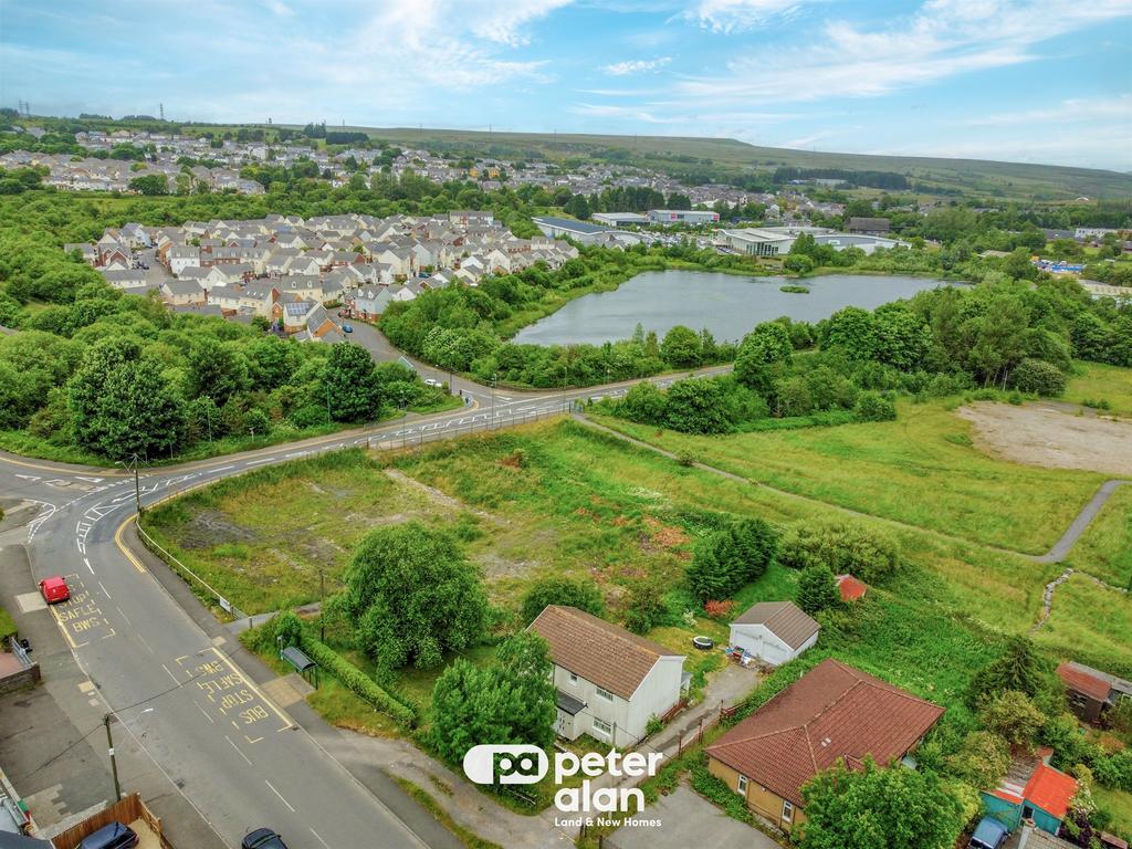 Lakeside Gardens, Ebbw Vale - View 4