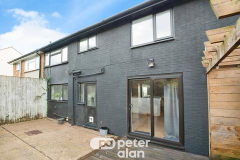 Sunnybank, Henllys, Cwmbran