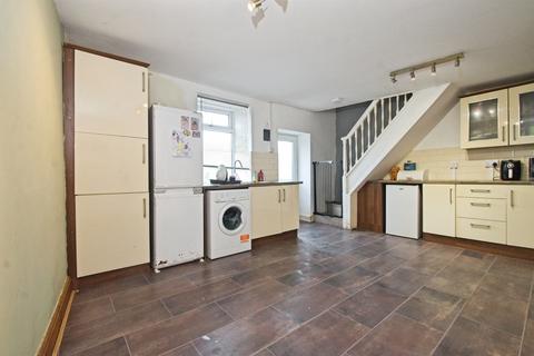 3 bedroom end of terrace house for sale, Institution Terrace, EBBW VALE